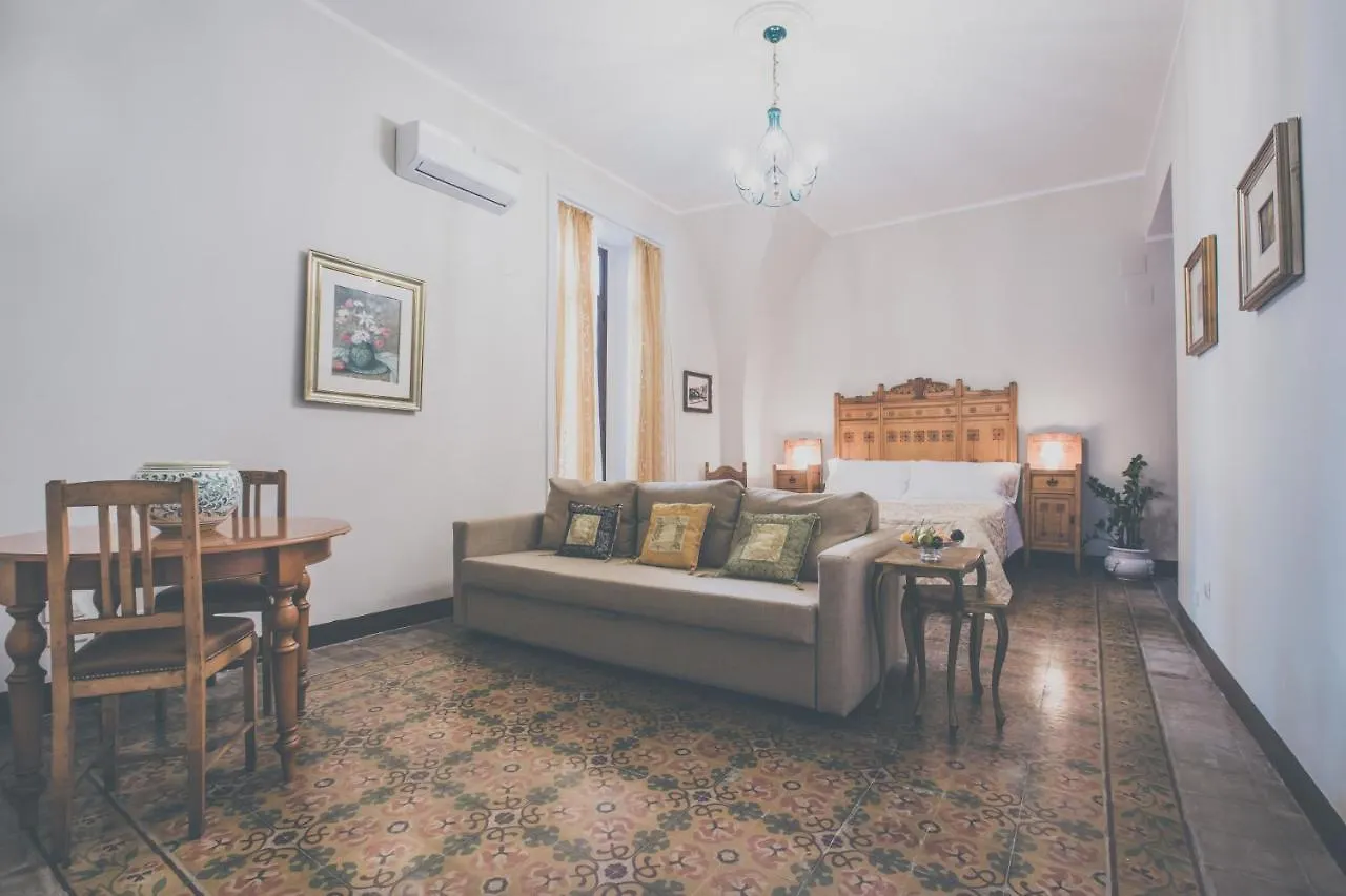Palazzo Speciale B&B Catania 3*,  Italien